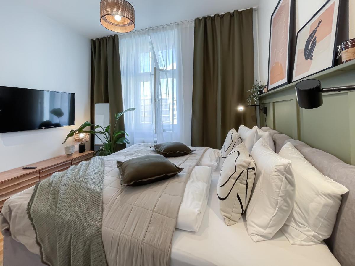 Turnkey I Angelo Roma Apartmán Praha